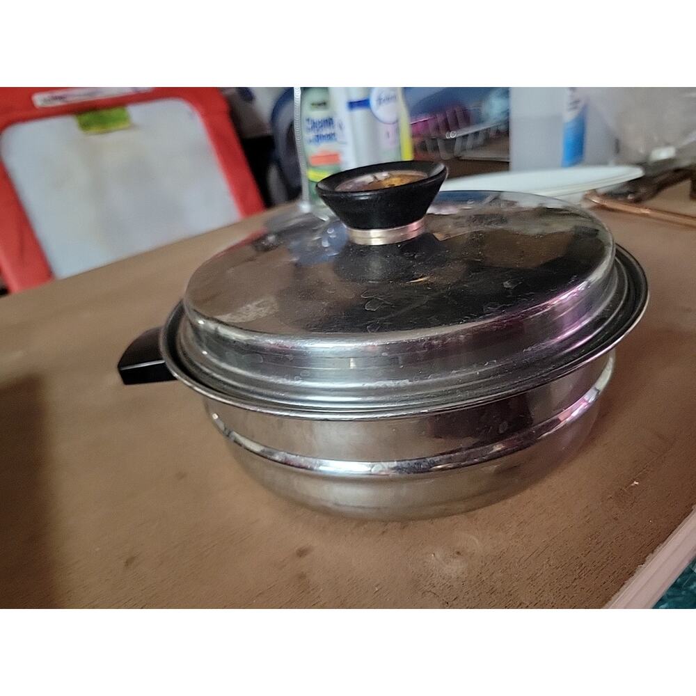 Duncan Hines Stainless Steel Pot 1 Handle W Lid Retro